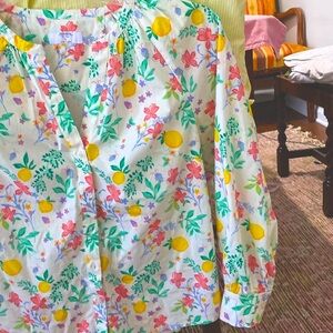 UNTUCKit for Her, CARRIE Floral Flat Collar Button Up Shirt. 100% Cotton SIZE S